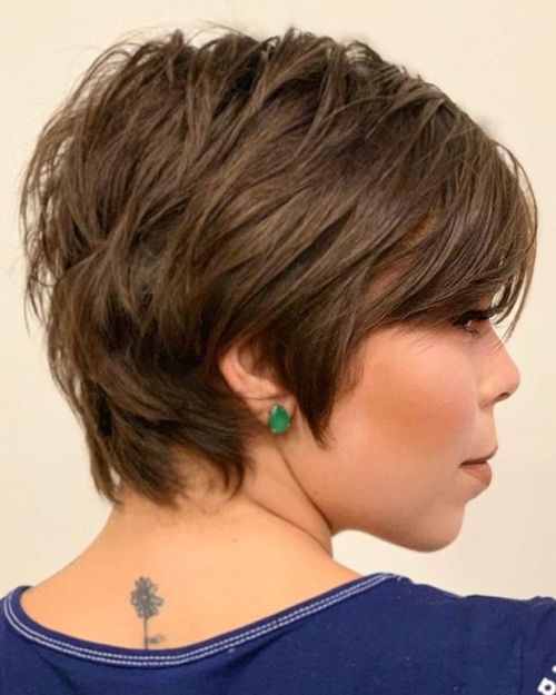 Short Hairstyle With Choppy Layers